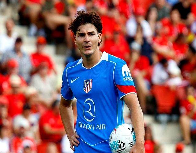 西甲劲旅挺进欧冠区，1亿锋霸献助攻：12场独造11球